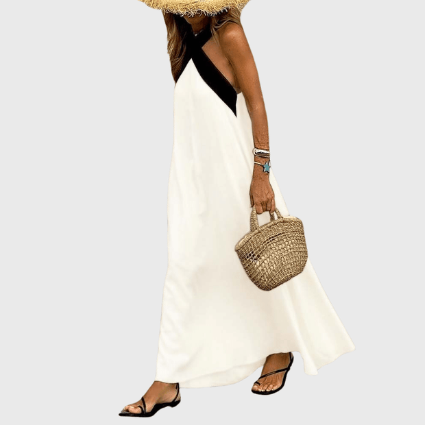 Robe avec une croix autour du cou