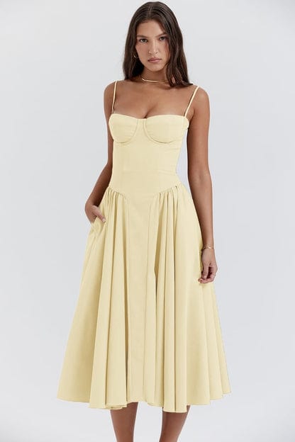 Robe midi sans manches avec coupe corset - Coupe attractive