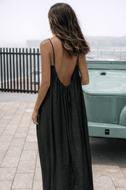 Backless Maxi Dress - Velle Noir