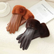 Gants élégants en cuir avec bordure en fourrure douce – Confort et style hivernal